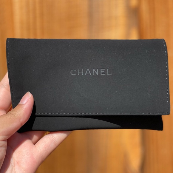 SOLD Chanel 21K Classic Card Holder - Picture 5 of 6